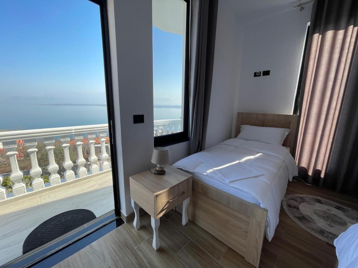 Four Generation Hotel Široka Zewnętrze zdjęcie