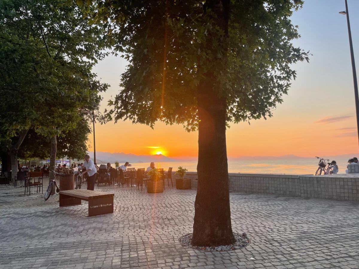 Four Generation Hotel Široka Zewnętrze zdjęcie