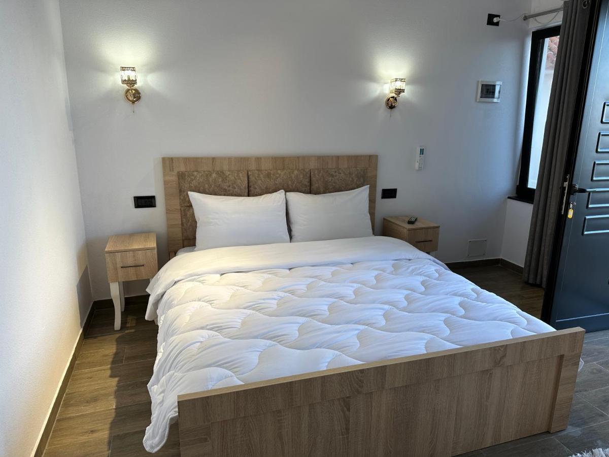 Four Generation Hotel Široka Zewnętrze zdjęcie